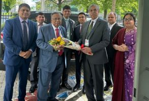 প্রধানমন্ত্রী শেখ হাসিনা ভবিষ্যৎ বাংলাদেশ গড়ার কাজ শুরু করেছেন: অর্থমন্ত্রী মাহমুদ আলী