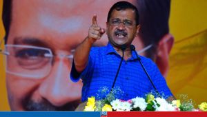 মোদি বাংলাদেশ থেকে শিক্ষা নিয়ে ভোট করার চেষ্টা করছেন: কেজরিওয়াল