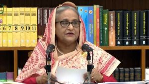 আমার বাসার একজন পিয়ন ছিল, সেও নাকি ৪০০ কোটি টাকার মালিক!’- প্রধানমন্ত্রী