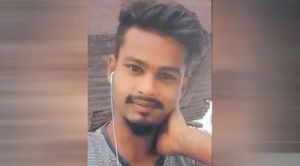 'আমার ছেলের দোষ কোথায়, আমার ছেলেকে কেন মা র লো, কারা মা র লো?’