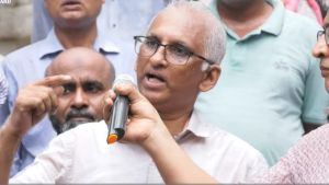 বিজিবি কেন? বাংলাদেশের সীমান্ত কি শাহবাগ পর্যন্ত ঠেকেছে? বুয়েট শিক্ষকের প্রশ্ন