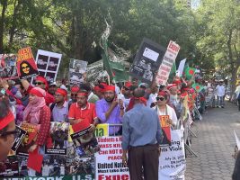 কো টা আ ন্দো ল নে র প্রতি সং হ তি প্রকাশ : জাতিসংঘ ভবনের সামনে সেভ বাংলাদেশের বি ক্ষো ভ স মা বে শ : মহাসচিবের কাছে স্মারকলিপি পেশ