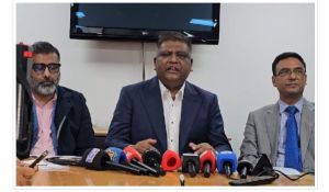 আনোরুজ্জামান আন্তর্জাতিক আদালতে  অভিযোগ দায়ের করেন ড. ইউনূসসহ ৬২ জনের বিরুদ্ধে