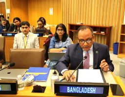 রোহিঙ্গা সং ক টে র টেকসই সমাধানে নির্দিষ্ট সময়সীমা ভিত্তিক পরিকল্পনা গ্রহণে সকল অংশীজনেরসমন্বয়ে ২০২৫ সালে জাতিসংঘ কর্তৃক একটি উচ্চ পর্যায়ের কনফারেন্স আয়োজনের সিদ্ধান্ত গৃহীতহল সাধারণ পরিষদের রেজ্যুলেশনে