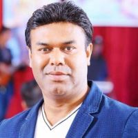 যুক্তরাষ্ট্র ছেড়ে দেশে পাড়ি জমালেন শোটাইম মিউজিকের কর্ণধার আলমগীর খান