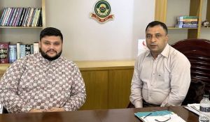 চট্টগ্রাম মহানগর গোয়েন্দা পুলিশের উপকমিশনারের সঙ্গে ব্যবসায়ী নাঈম ইকবালের সৌজন্য সাক্ষাৎ