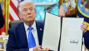 যুক্তরাষ্ট্রে দক্ষ কর্মী ভিসায় ফি এক লাখ ডলার বাড়ালেন ট্রাম্প