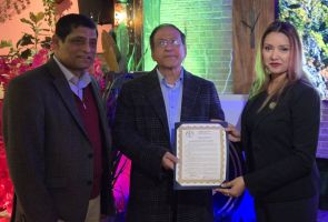 নিউজার্সিতে বিচারপতি খিজির আহমেদ চৌধুরীকে সম্মাননা