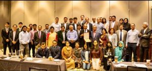 কৃতি চিকিৎসক ডাঃ মোহাম্মদ সাদুজ্জামান চৌধুরীঃ গোল্ড-হেডেড ক্যান অ্যাওয়ার্ড পেয়েছেন