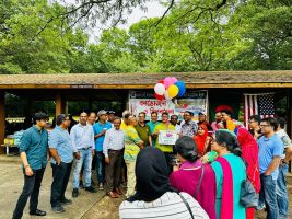 রাবি’র পিকনিকঃ এক বৃষ্টিস্নাত আনন্দমুখর দিন