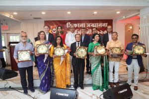 ৭ লেখককে সম্মাননা প্রদান, বর্ণিল আয়োজনে ঠিকানার ৩৪তম পুনর্মিলনী উদযাপিত