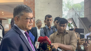 রিচার্ড নেফিউ বিভিন্ন দেশে দুর্নীতি দমনে যুক্তরাষ্ট্রের নিষেধাজ্ঞা হাতিয়ার বলে উল্লেখ করেন