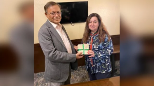 প্রধানমন্ত্রীর নেতৃত্বে বাংলাদেশের উন্নয়নের ভূয়সী প্রশংসা করেছেন কানাডার সিনেটের সালমা আতাউল্লাজান