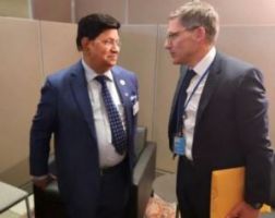 মার্কিন পররাষ্ট্র দফতরের কাউন্সেলর ডেরেক শোলেটের সাথে বৈঠক পররাষ্ট্রমন্ত্রী ড. এ কে আবদুল মোমেনের