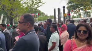 নিউইয়র্কে স্বদেশীদের শান্তি আর অশান্তির সমাবেশ