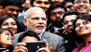ভারতে সব ক্যাম্পাসে মোদির ছবি দিয়ে সেলফি বুথ বানানোর নির্দেশ