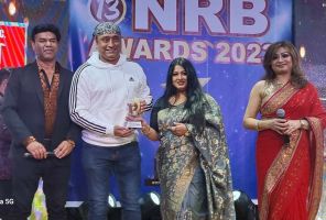 কোরিওগ্রাফিতে গুরুত্বপূর্ণ অবদান রাখায় পুরস্কৃত হয়েছেন মডেল ও কোরিওগ্রাফার শাহাদাৎ হোসেন সুমন